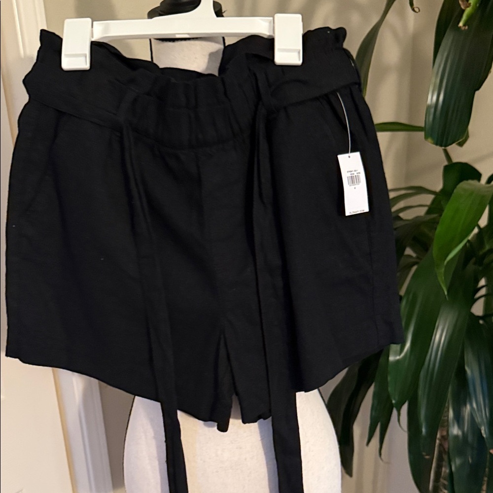 Old Navy Black High Waist Women's Shorts